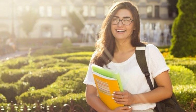 بهترین رشته های تجربی برای تحصیل در آمریکا