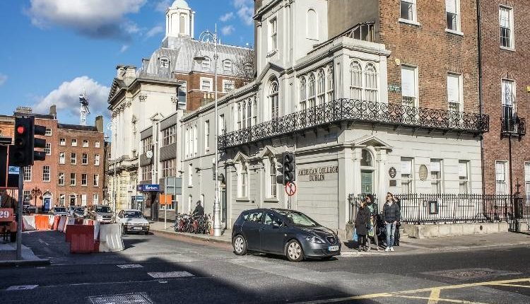 کالج آمریکایی دوبلین