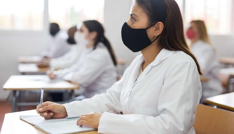 رشته های علوم پایه پزشکی در کانادا